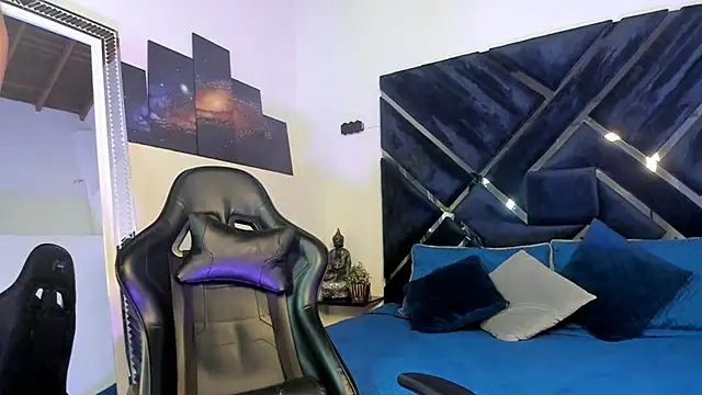 LizzyCooperjs online show from February 15, 12:35 am