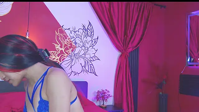 katie rougee  online show from March 28, 9:57 pm