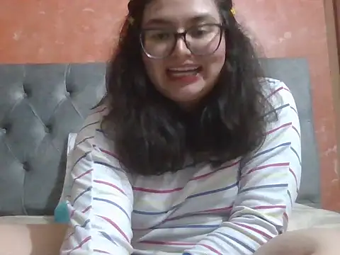 DearestKittyKat online show from February 16, 4:23 am