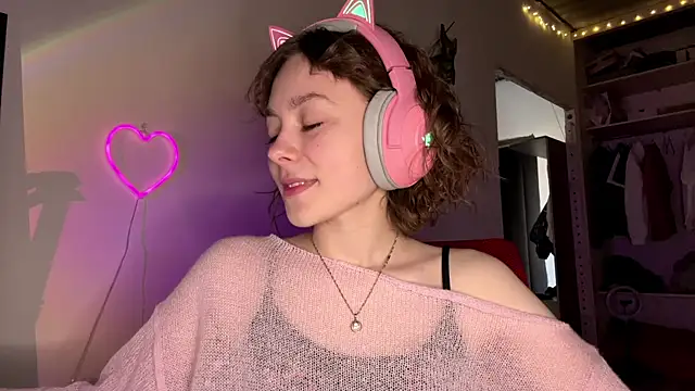 SlunkRear online show from April 4, 10:41 pm