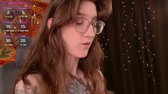 lolami  online show from March 15, 9:22 am