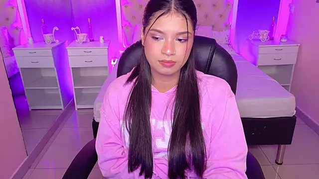 Hana Stone online show from April 11, 2:06 am