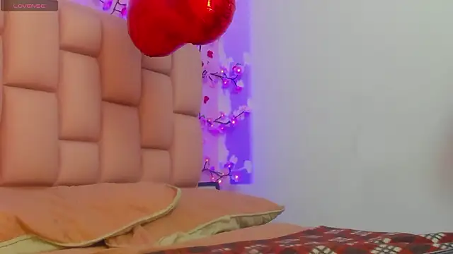 emma cg online show from March 21, 4:56 pm