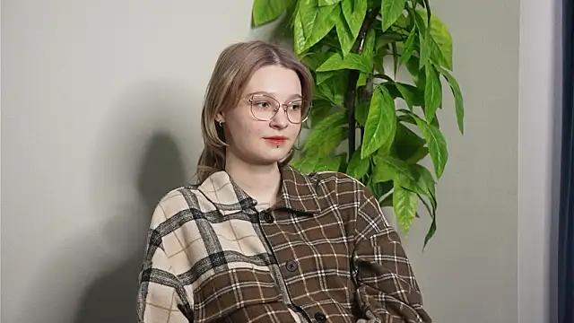 FlorindaZarcone online show from February 12, 9:22 am