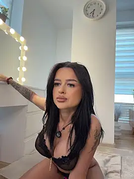 Katty Pery online show from June 19, 4:32 pm
