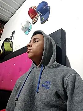 Mia axelll online show from February 16, 9:09 am