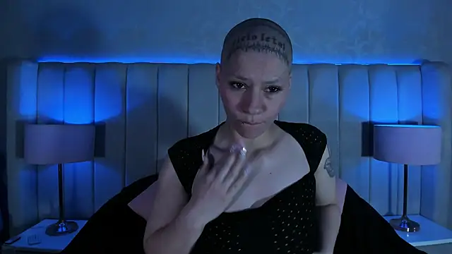 Raven1fox online show from March 14, 3:51 am