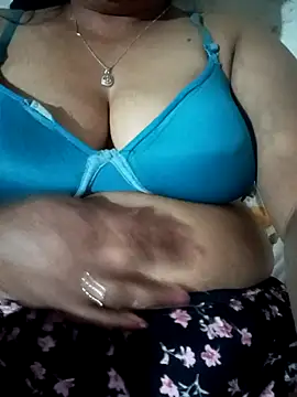 Beautiful ely online show from April 11, 8:29 am