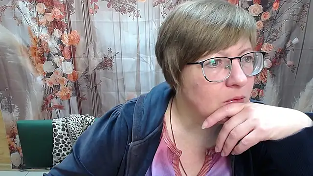 RadaChudna online show from April 12, 5:10 am