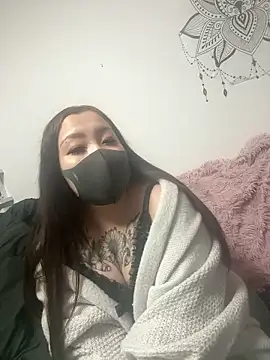 ran cha  online show from February 25, 5:00 pm