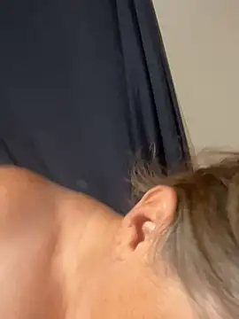 Roxie6989 online show from July 18, 3:54 am
