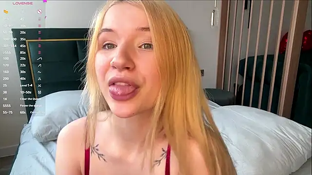 PrincessSwelgart online show from April 13, 3:24 pm