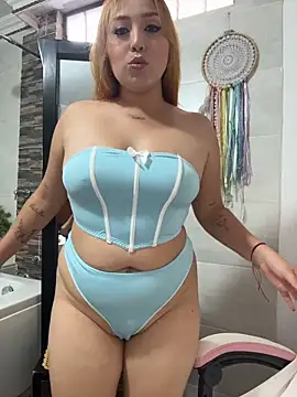 Kiarhatrixie1 online show from March 7, 6:04 pm