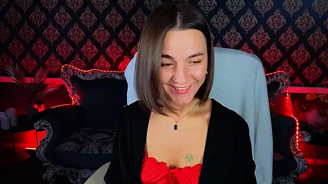 GracefulMichelle online show from April 7, 7:05 pm