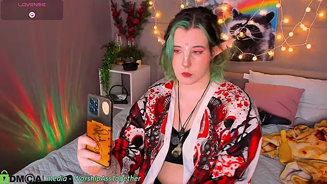 candy yeah online show from March 22, 1:11 am