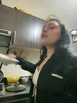 Lummii  online show from March 10, 3:21 am