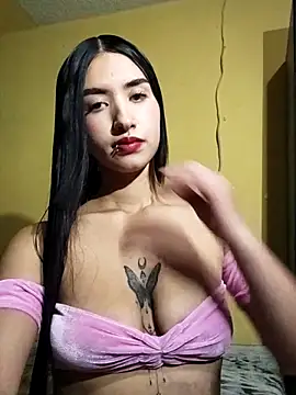 dark dreams  online show from March 18, 11:53 pm