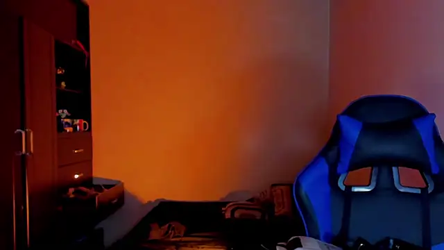 saradiazxxx online show from March 31, 5:51 am