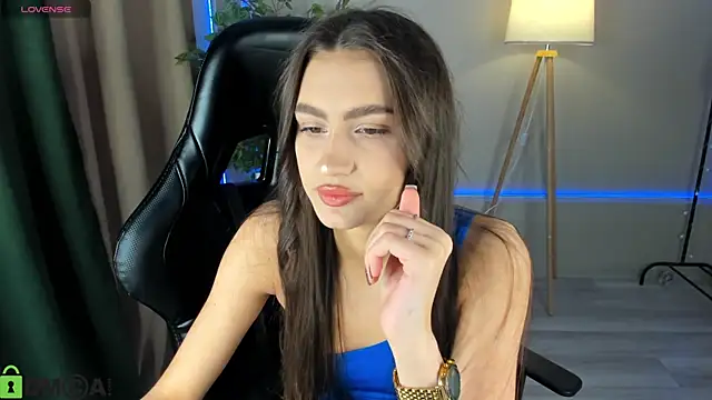 Adele Lanea online show from March 6, 8:31 am