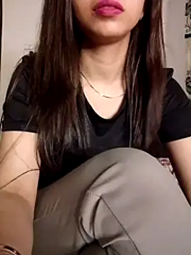 cute girl 29 online show from July 21, 5:57 pm