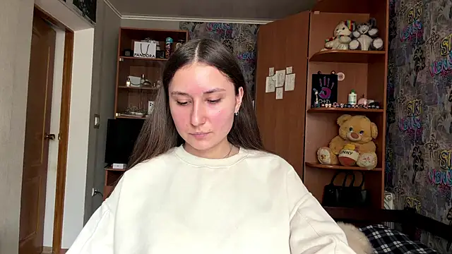 poly princess online show from March 31, 11:21 am