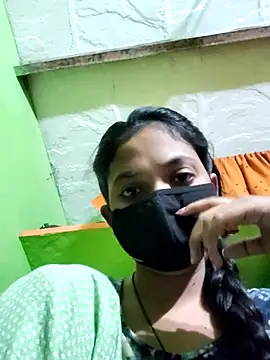 Cute aroshi online show from April 3, 7:45 pm