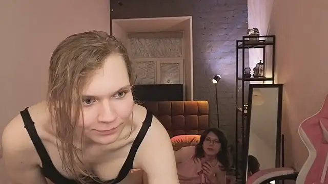 ZoriaLovesLuna online show from March 9, 2:15 am