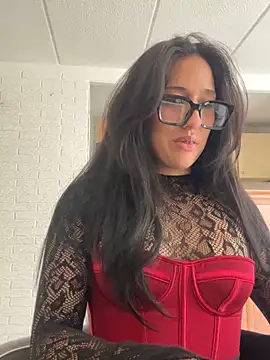 susi chimm online show from April 1, 5:10 pm