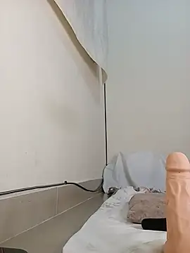 Mariian Zeller online show from July 28, 11:39 am