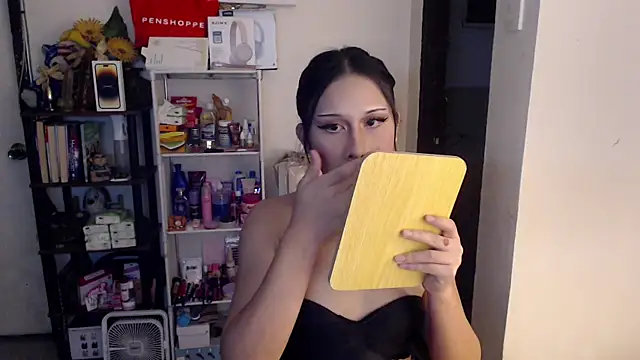 sweetasian zoe online show from March 31, 6:41 pm