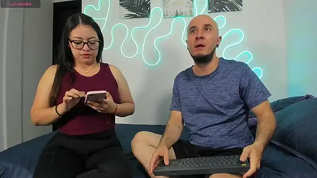 Cintya n Roger online show from March 25, 11:24 am