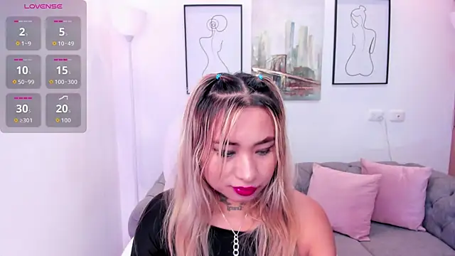 mystic nova  online show from March 13, 11:22 am