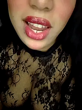 madleen Mm online show from April 16, 6:40 pm