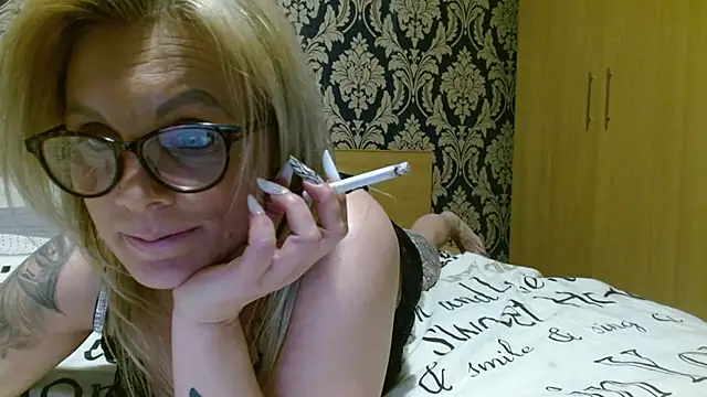 DixieDeluxe online show from March 8, 7:18 pm