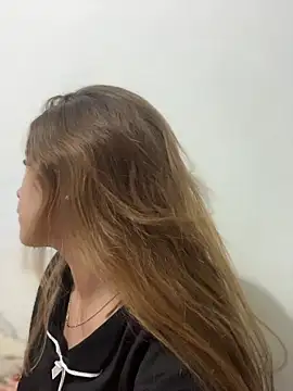 MiluRossee online show from March 13, 11:39 pm