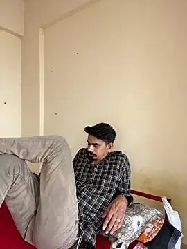 LOVELUST02 online show from April 19, 9:20 am