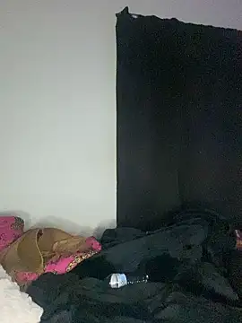 luvmesumscorpio661 online show from March 18, 5:12 am