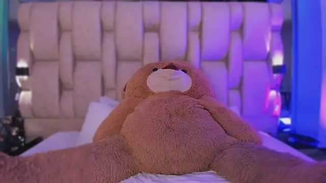 AgathaUwuDoll online show from April 12, 9:06 pm