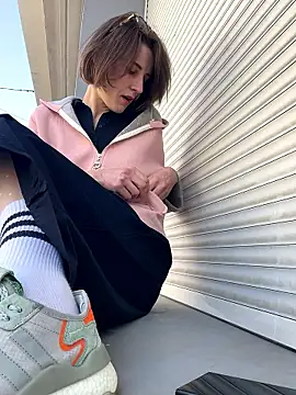 Kamorana online show from March 21, 1:05 pm