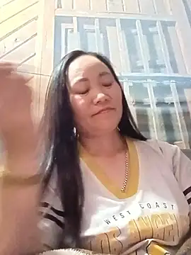 Lindxx-hot online show from April 2, 1:41 pm