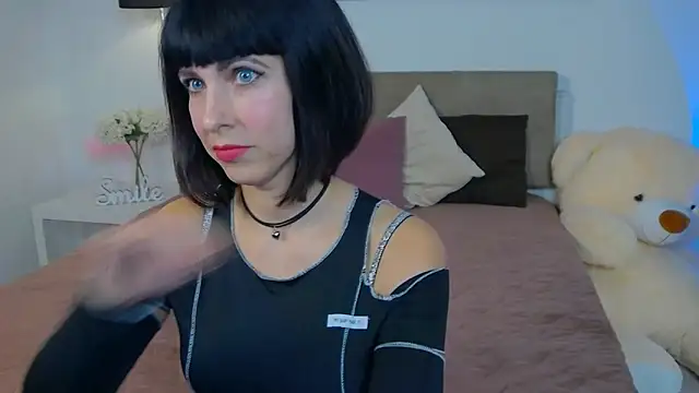 HeidieRaven online show from March 9, 12:41 pm