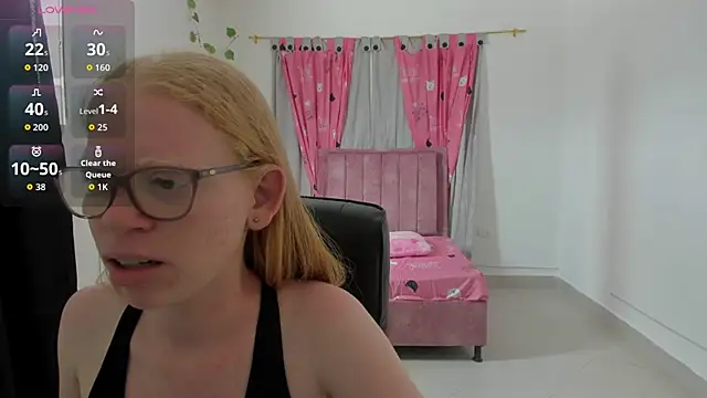 Albingirl online show from April 10, 7:31 pm