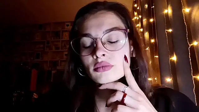 JInaMillsap online show from March 26, 9:00 am