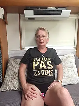 lescoquinsdu40 online show from March 28, 5:01 pm