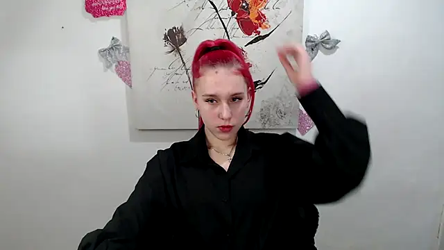 Scarlett lil online show from March 3, 12:00 pm