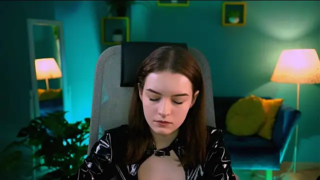 KellieBanshe online show from March 27, 4:25 am