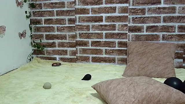 Katia Cutte online show from March 15, 9:50 pm