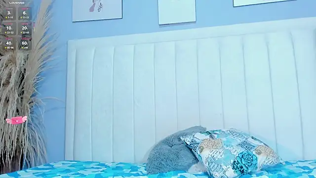 Anthonella Lux online show from March 19, 3:27 pm