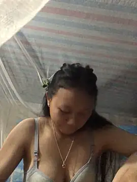 TieuVy99 online show from March 21, 2:11 pm