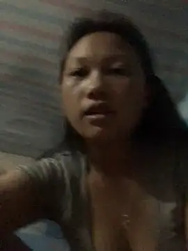 TieuVy99 online show from April 17, 1:57 pm